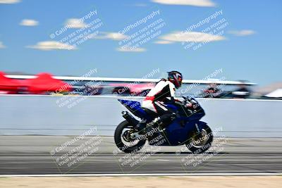 media/Mar-25-2024-Moto Forza (Mon) [[8d4319bd68]]/4-Novice Group/Session 4 Front Straight Speed Pans/